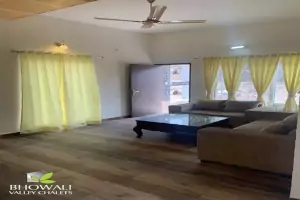 Bhowali Valley Chalets : 3 Bedroom Villa - Living Room